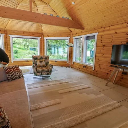 Prázdninový dům Bulrush *